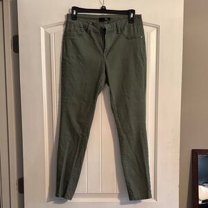 1822 Denim Women's Skinny Jeans in Olive‎ Green